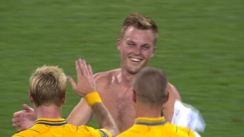 Larsson celebrates