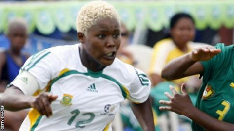 Portia Modise in action in 2006