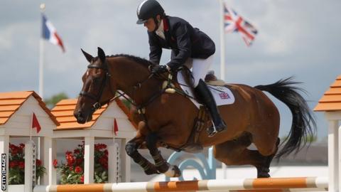 Piggy French on DHI Topper W