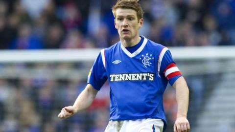 Steven Davis in action for Rangers