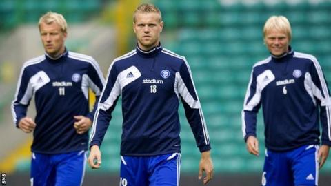 Juho Makela (centre) trains at Celtic Park