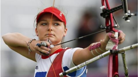 Amy Oliver GB archer
