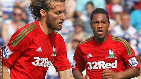 Michu and Jonathan de Guzman