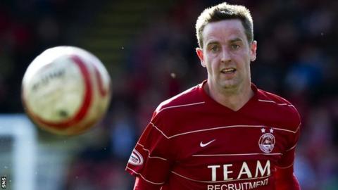 Steven MacLean played for Aberdeen in season 2009/10