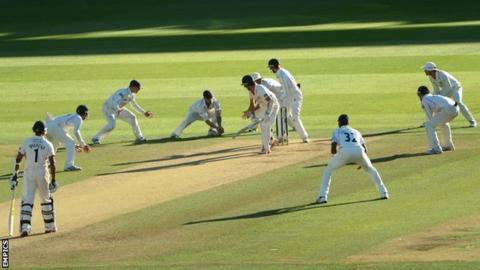 Gareth Berg takes winning catch to send Lancashire down
