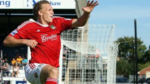 Danny Wright joins Morrell in scoring twice in Wrexham's 4-1 win
