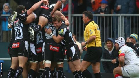 Exeter celebrate Sireli Naqelevuki's try against Saracens