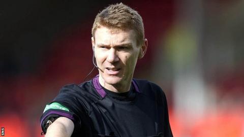 Referee Callum Murray
