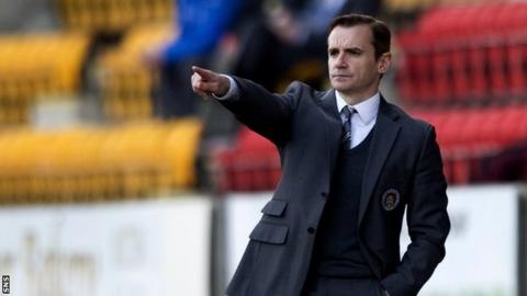 St Mirren manager Danny Lennon