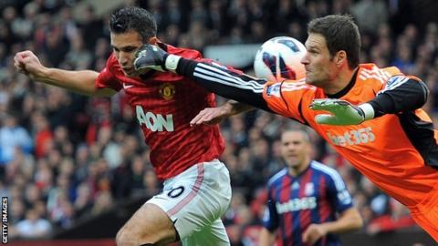 Robin van Persie (left) and Asmir Begovic