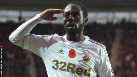 Nathan Dyer celebrates Swansea's equaliser