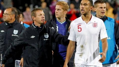 Stuart Pearce (left) with Steven Caulker