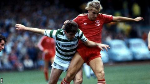 Neale Cooper against Celtic in his playing days