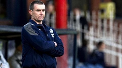 Dundee manager Barry Smith