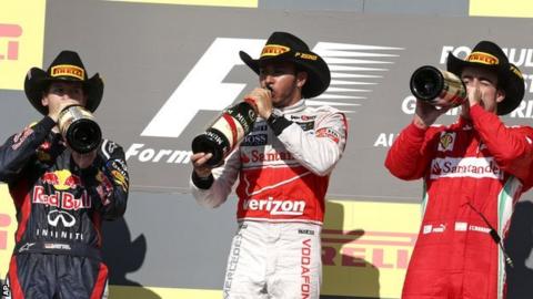 Sebastian Vettel (l), Lewis Hamilton and Fernando Alonso