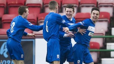 Airdrie United players celebrating
