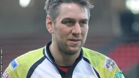 Ryan Jones