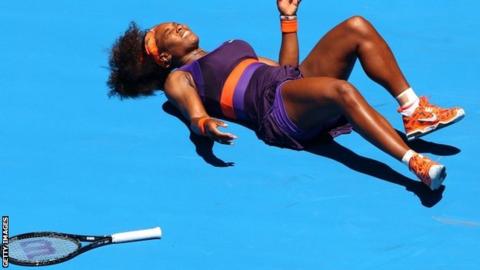 Serena Williams hurts her ankle