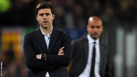 Southampton coach Mauricio Pochettino (left)