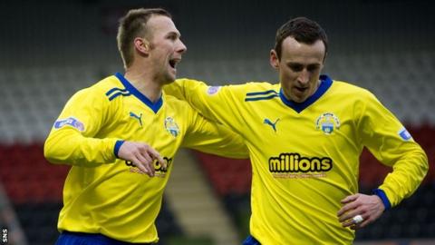 Colin McMenamin celebrates scoring for Morton