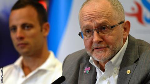IPC president Sir Philip Craven (right)
