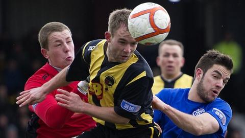 Highlights - Berwick Rangers 1- 3 Rangers
