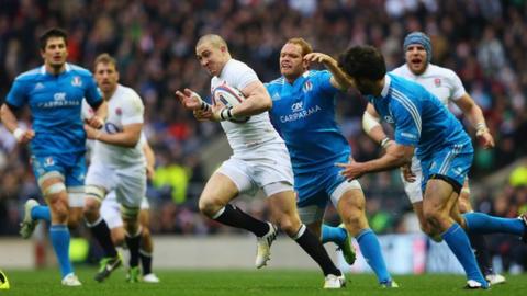 Mike Brown of England breaks with the ball