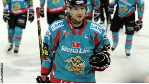 Noah Clarke won on target for Belfast in Sunday's game at Murrayfield Ice Rink