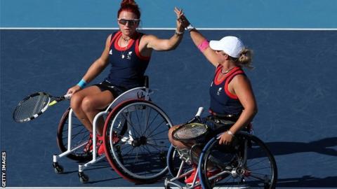 Lucy Shuker and Jordanne Whiley