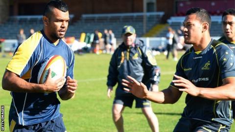Kurtley Beale (left)