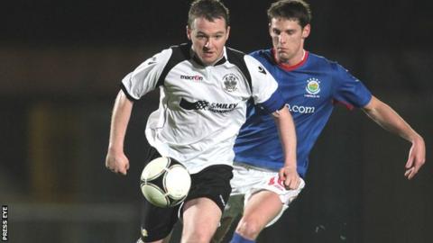 Ryan McCann playing for Lisburn Distillery