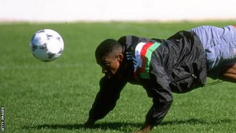 Efan Ekoku