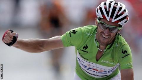 Daniel Moreno wins stage nine