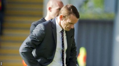 St Mirren boss Danny Lennon