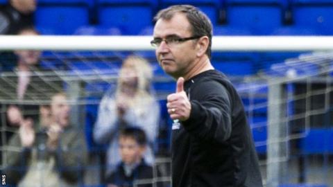 Hibernian boss Pat Fenlon