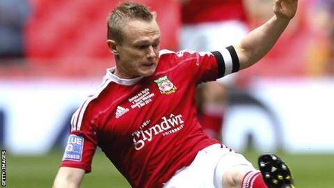 Dean Keates in action for Wrexham
