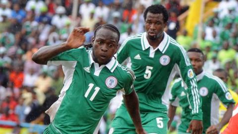 Victor Moses (left)