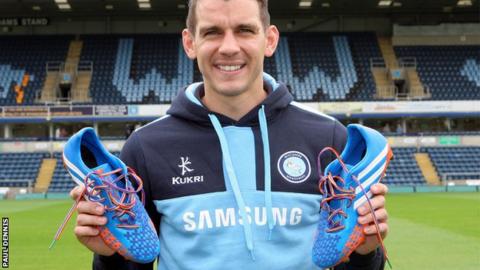 Matt Bloomfield: Why I Backed Rainbow Laces - BBC Sport