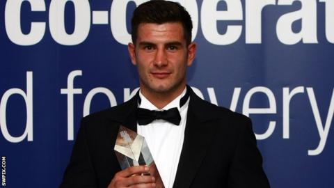 Ian Mort with 2011 Championship One player of the season award