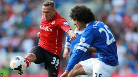 Craig Bellamy (left)