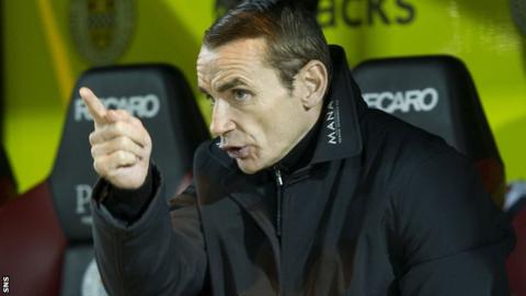 St Mirren manager Danny Lennon