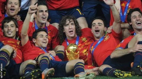 Spain pose with the world Cup after winning it in South Africa in 2010