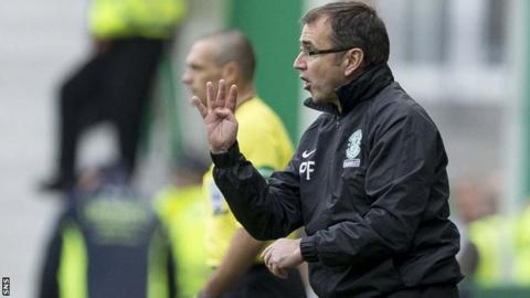 Hibs manager Pat Fenlon