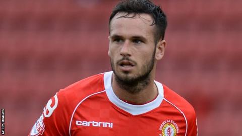Lee Molyneux