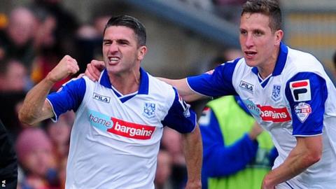 Ryan Lowe