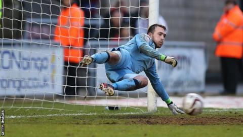 Rochdale goalkeeper Josh Lillis