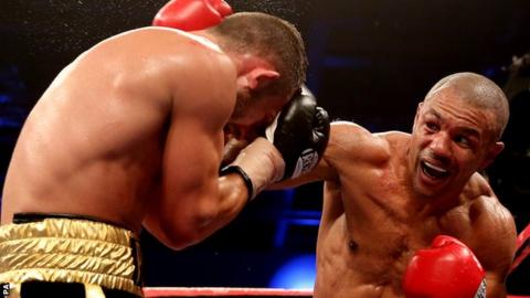 Lee Purdy in action against Leonard Bundu