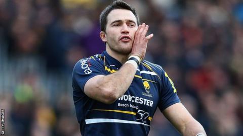Worcester and Scotland centre Alex Grove