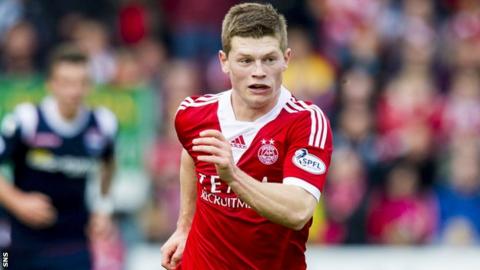 Aberdeen: Cammy Smith & Danny Rogers sign new contracts - BBC Sport