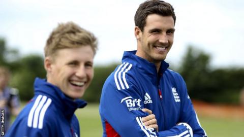 England cricketers Joe Root (left) and Steven Finn